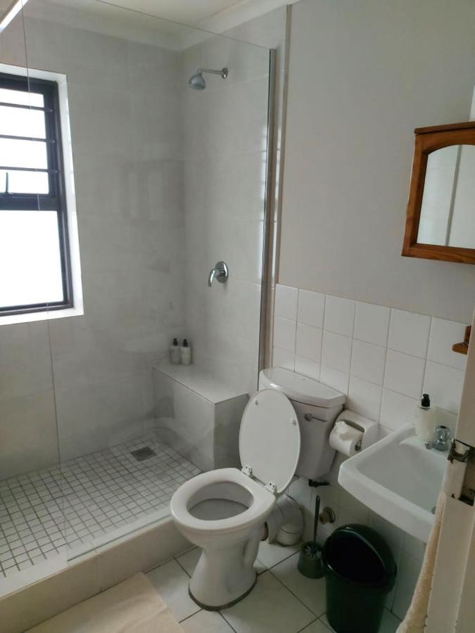 Broadway Self Catering Apartments Durbanville Exterior foto